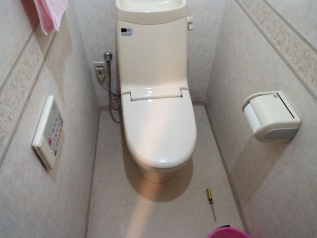 DIYでトイレを交換してみた。床まで張替えないといけない理由とは！？ | 日常の裏技・スゴ技・常識・非常識・豆知識・裏情報・雑学